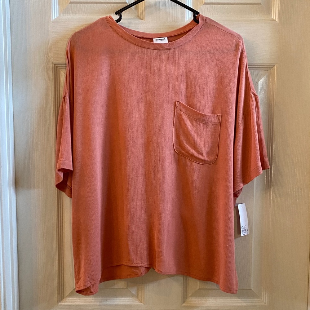 Women's Short Sleeve Tee in Coral NWTs - Picture 3 of 11